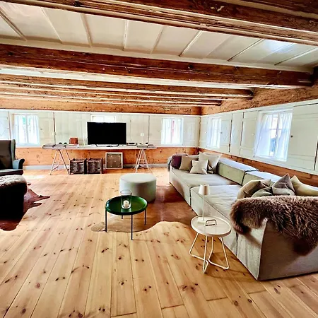 Lovingly Restored Half-timbered House From 1684 Prázdninový dům